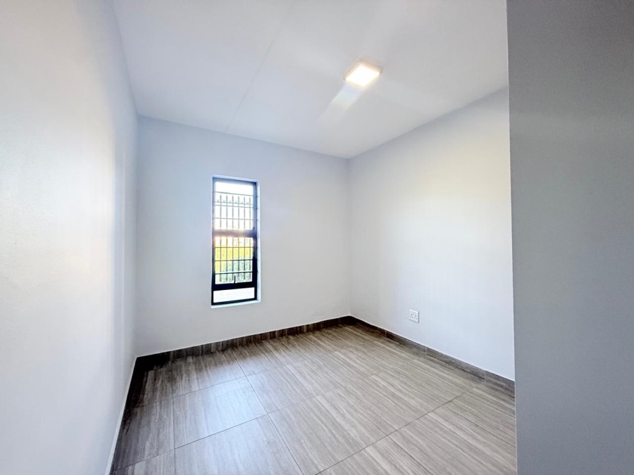3 Bedroom Property for Sale in Parklands North Western Cape